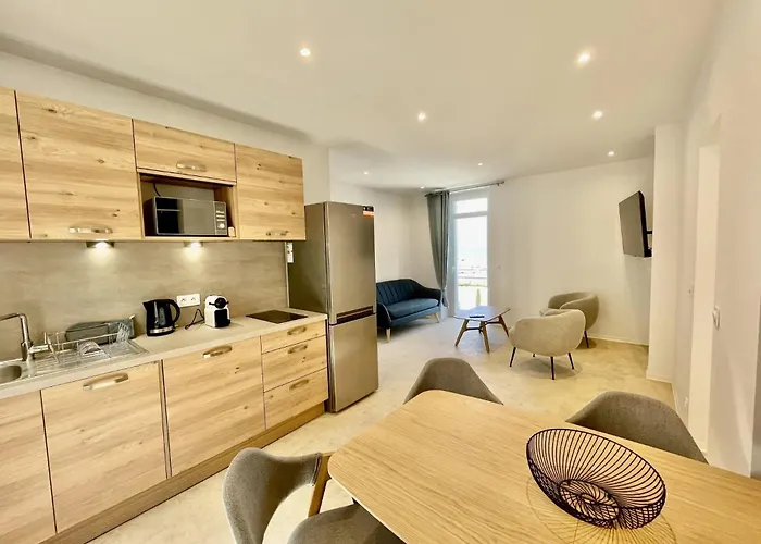 Centre Village Cap Ferrat Апартаменты Сен-Жан-Кап-Ферра