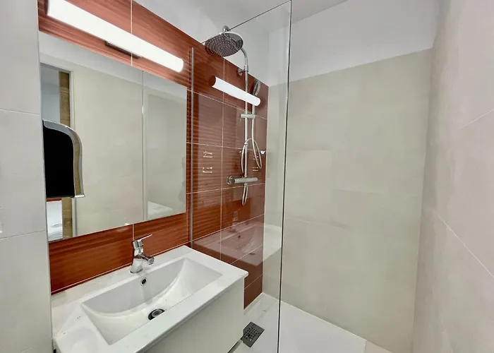Centre Village Cap Ferrat Апартаменты *